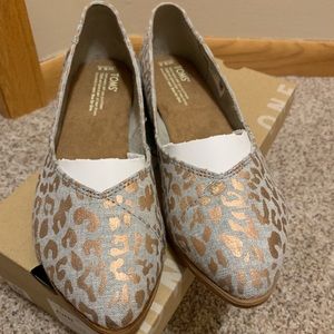 Toms Jutti Ballet Flats